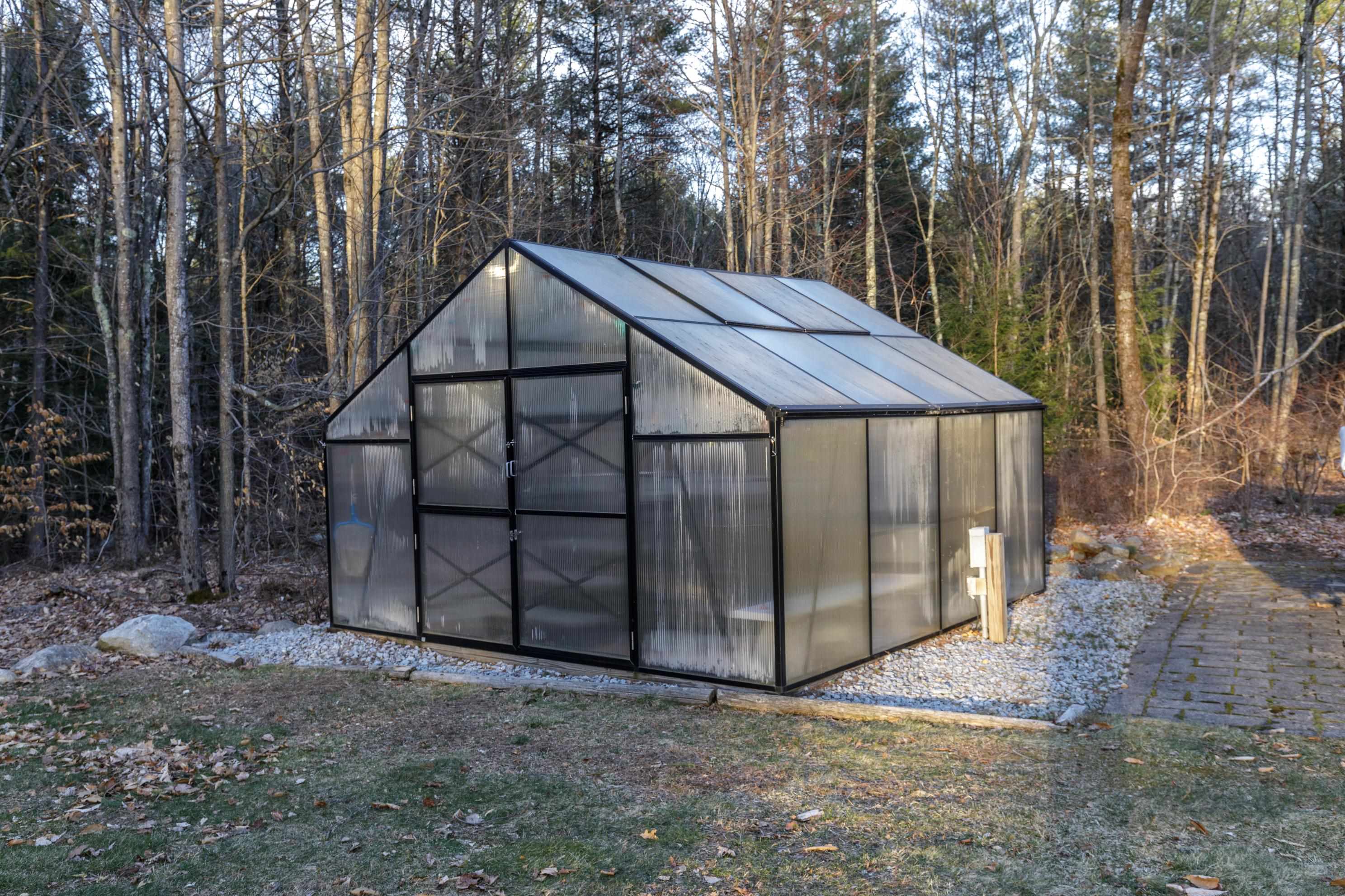 Deerfield, New Hampshire 03037, United States, 4 Bedrooms Bedrooms, ,3 BathroomsBathrooms,Residential,Pending,113866