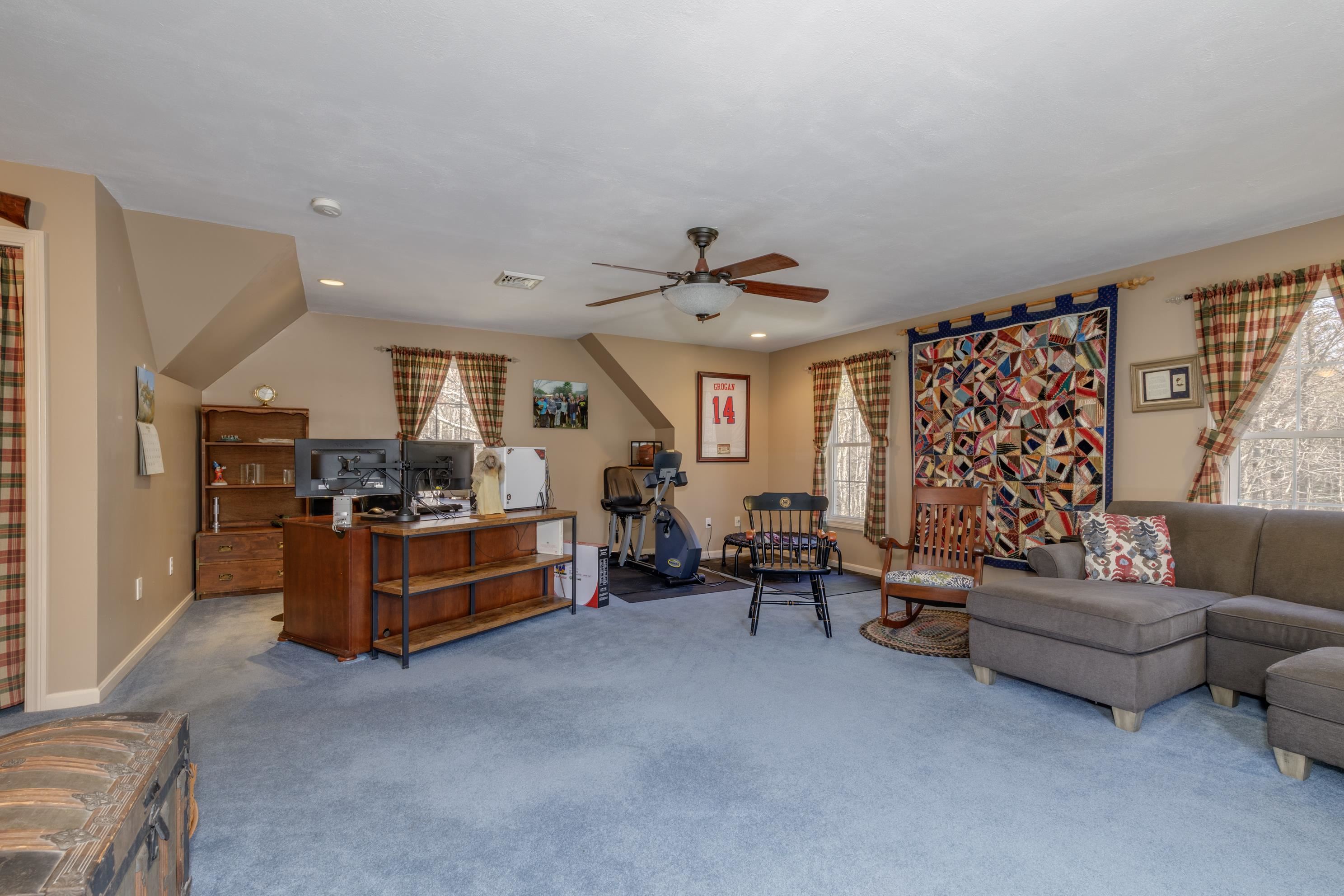 Deerfield, New Hampshire 03037, United States, 4 Bedrooms Bedrooms, ,3 BathroomsBathrooms,Residential,Pending,113866