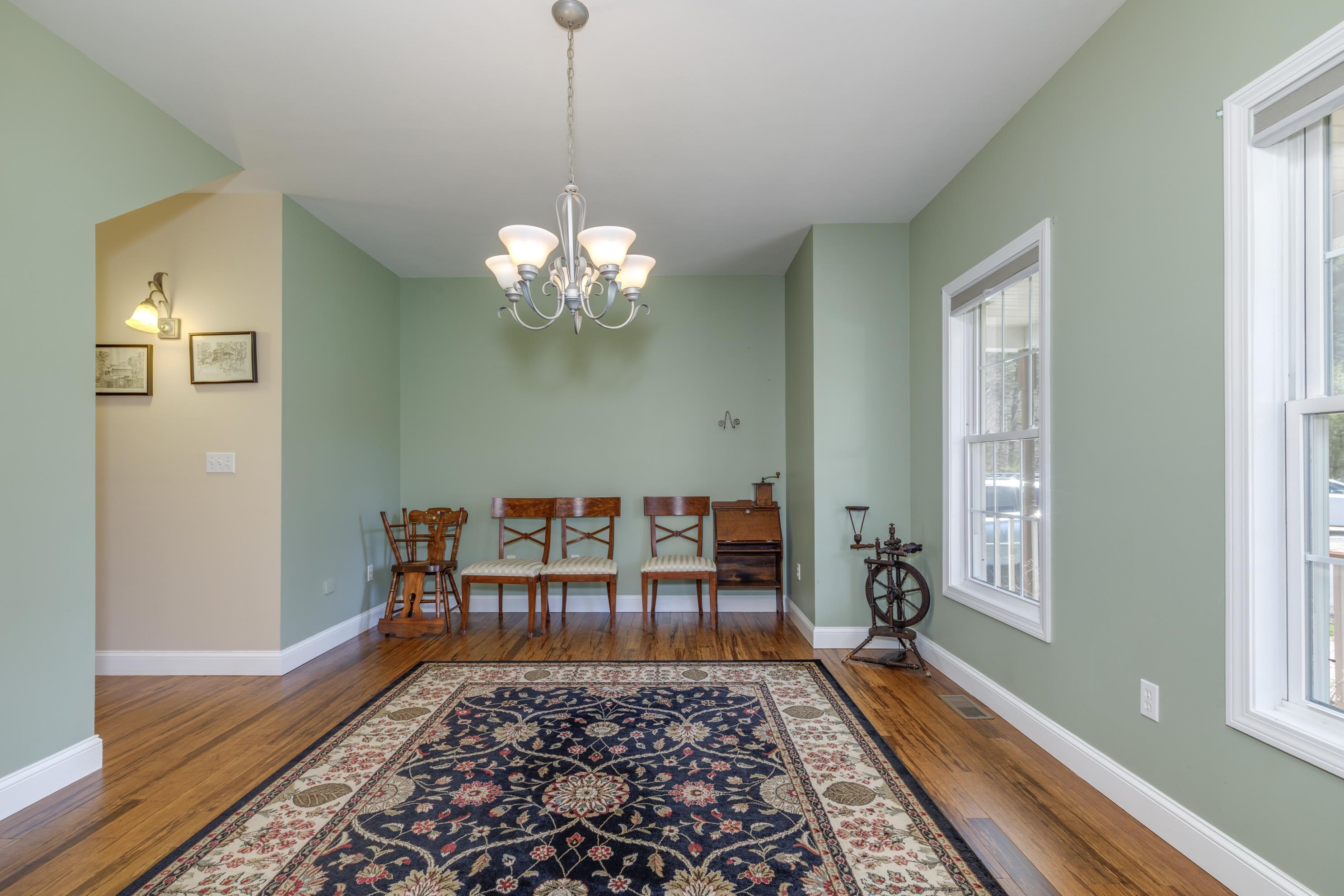 Deerfield, New Hampshire 03037, United States, 4 Bedrooms Bedrooms, ,3 BathroomsBathrooms,Residential,Pending,113866