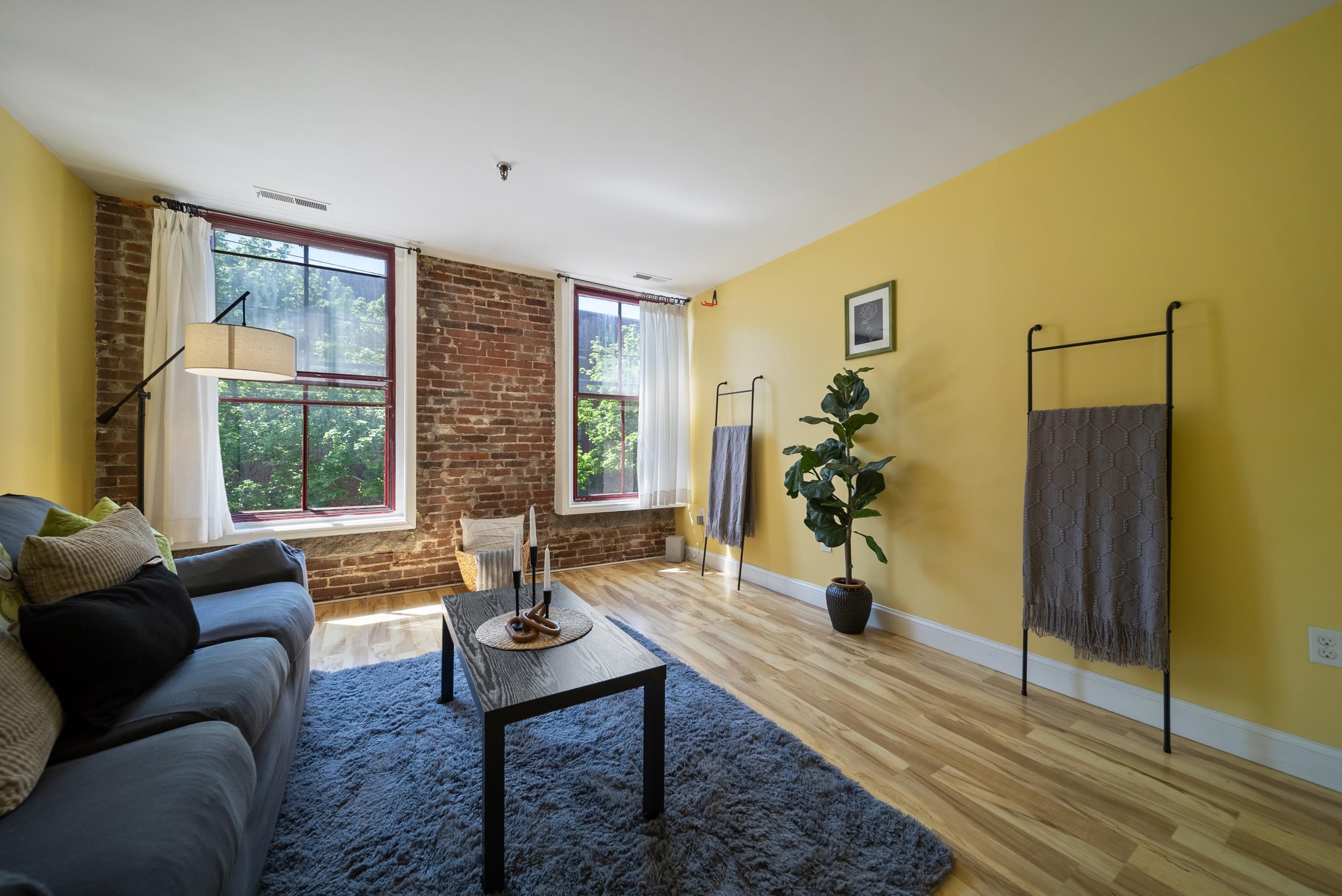 470 Silver Street 223