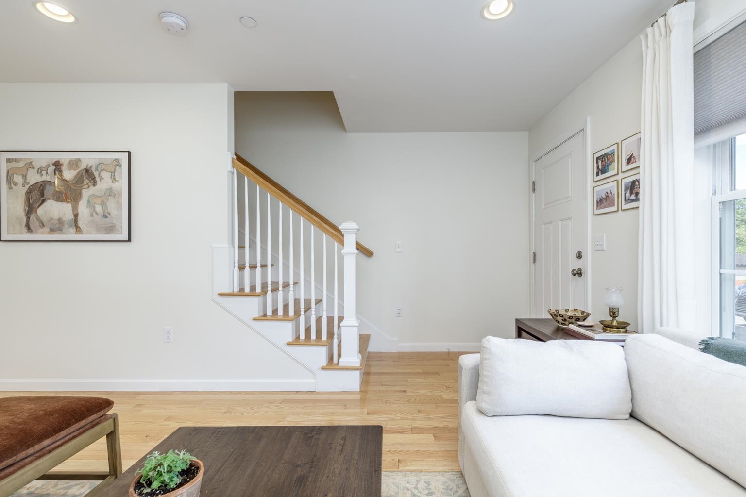 Derry, New Hampshire 03038, United States, 2 Bedrooms Bedrooms, ,2 BathroomsBathrooms,Residential,Pending,139083