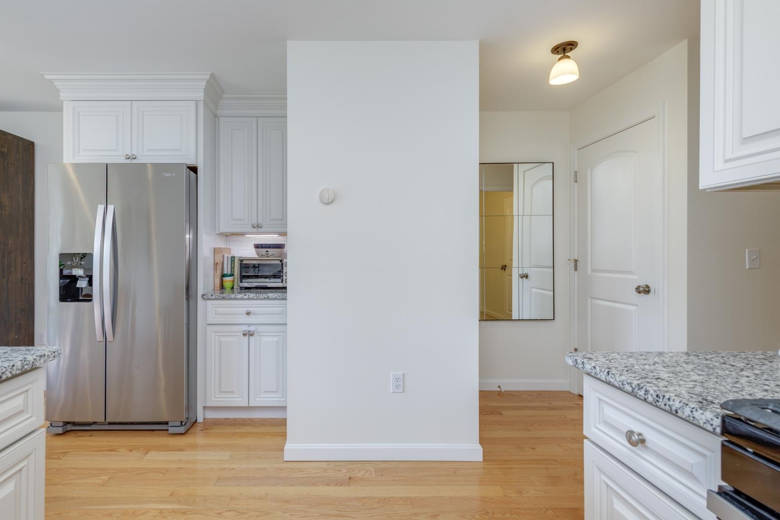 Derry, New Hampshire 03038, United States, 2 Bedrooms Bedrooms, ,2 BathroomsBathrooms,Residential,Pending,139083