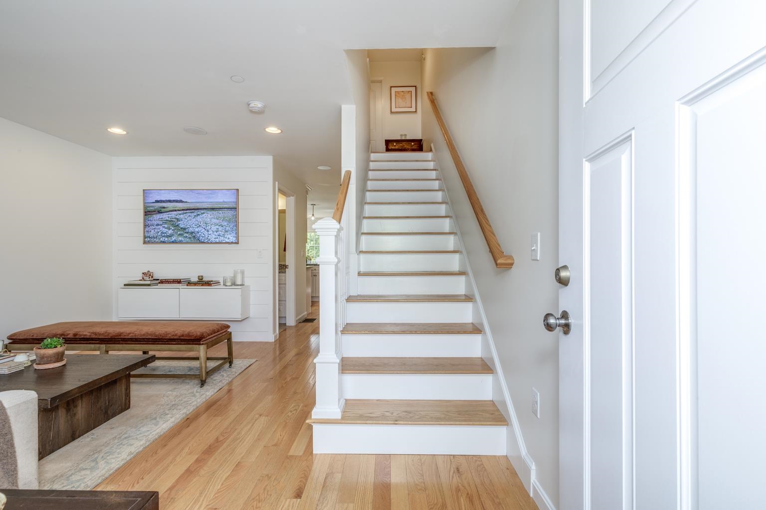 Derry, New Hampshire 03038, United States, 2 Bedrooms Bedrooms, ,2 BathroomsBathrooms,Residential,Pending,139083