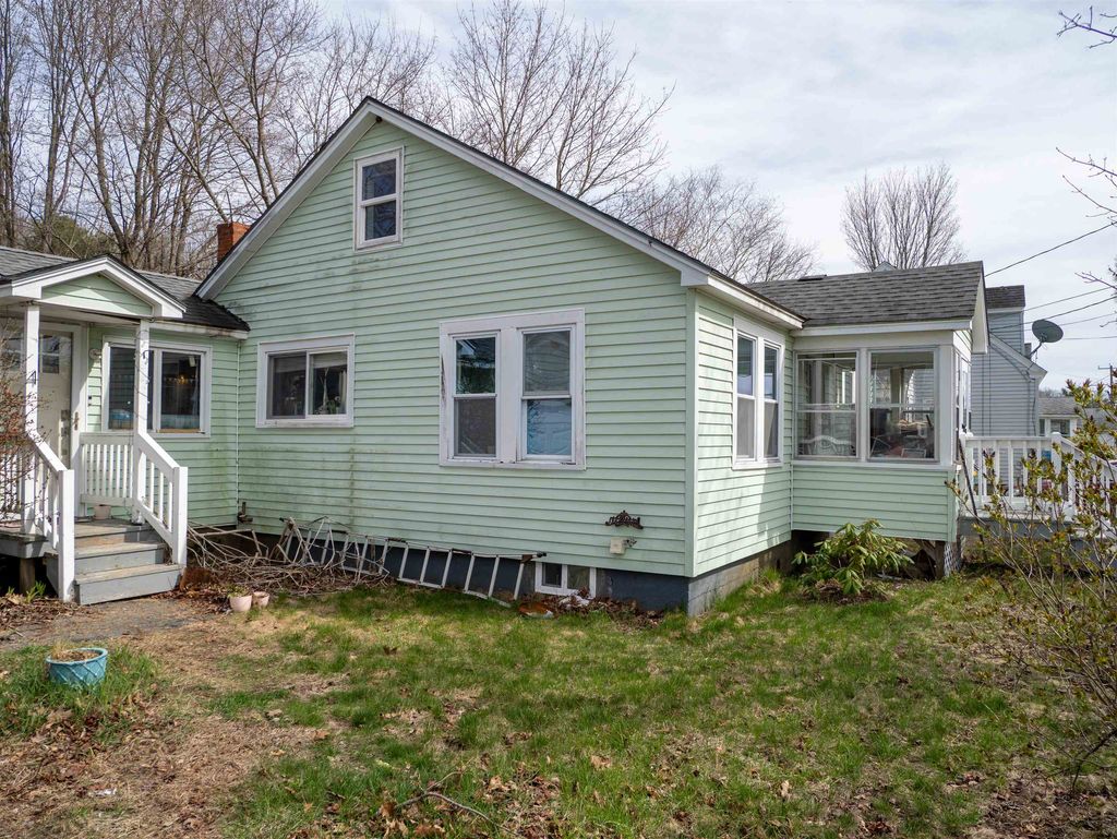 Photo of 4 Old Dover Road, Rochester, NH 03867 (MLS # 5085514)