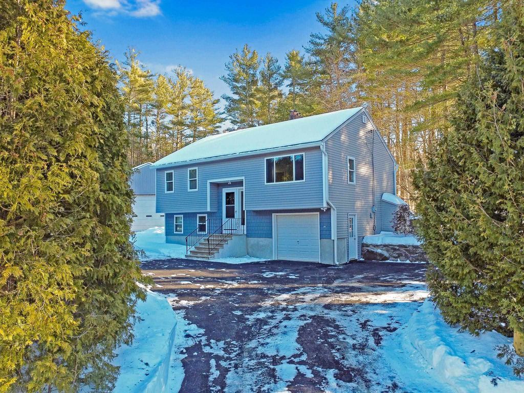 Photo of 2 Mulberry Street, Windham, NH 03087 (MLS # 5075736)