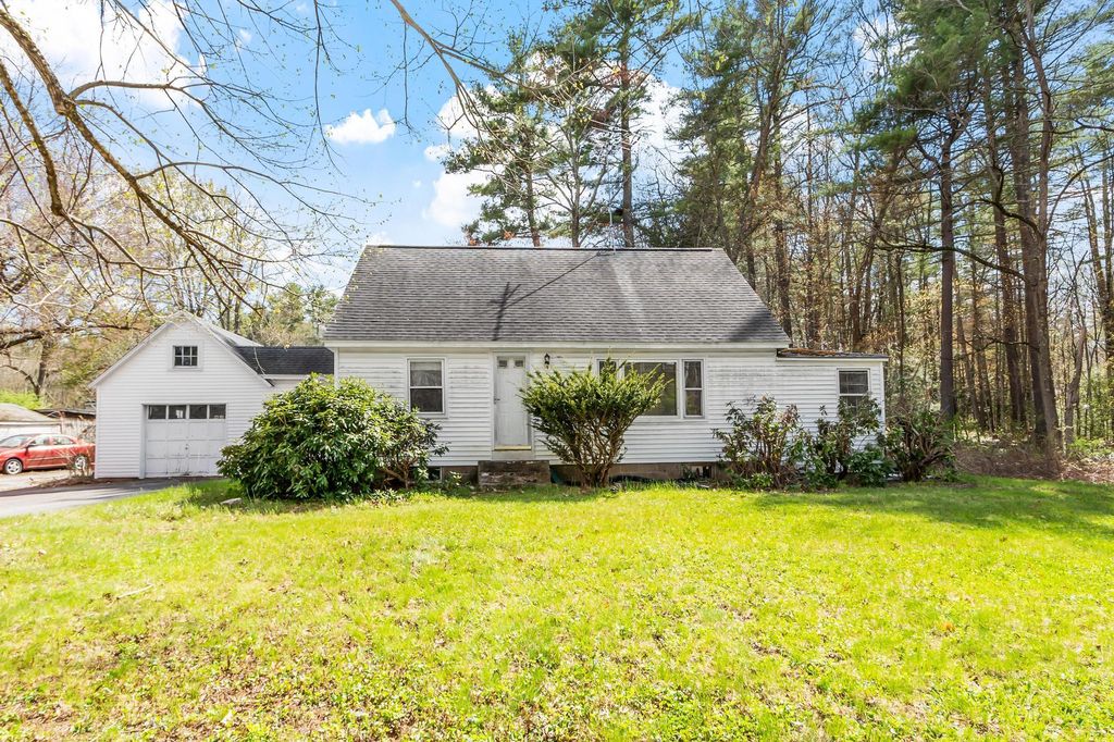 Photo of 94 Amherst Road, Merrimack, NH 03054 (MLS # 5088665)