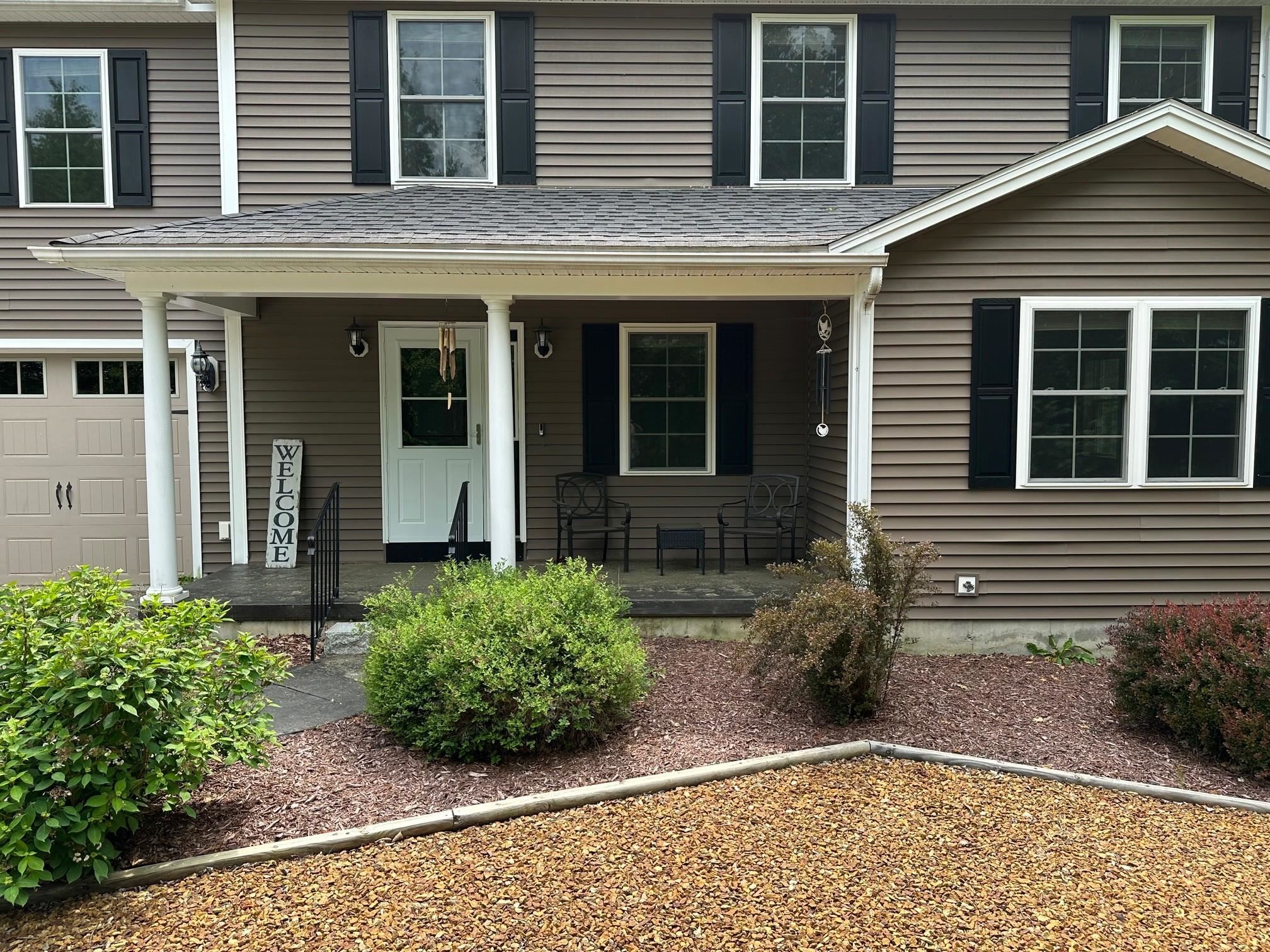 20 Amalia Way
