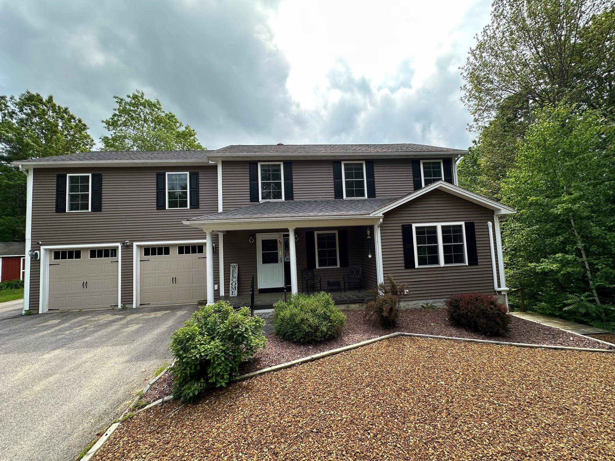 20 Amalia Way