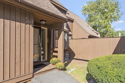 Photo of 12 Spring Cove Road #U-103, Nashua, NH 03062 (MLS # 5062709)
