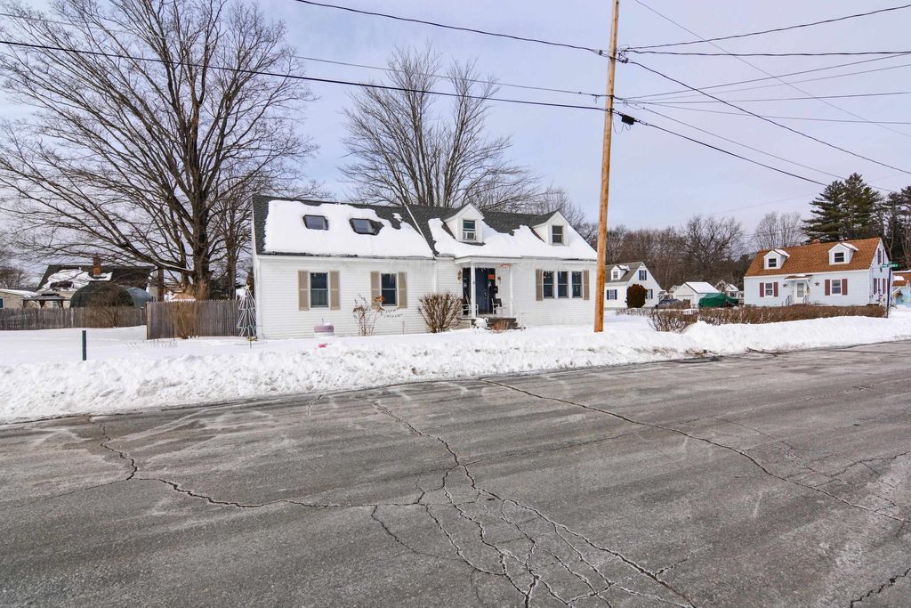 Photo of 8 Lindy Avenue, Claremont, NH 03743 (MLS # 5076260)