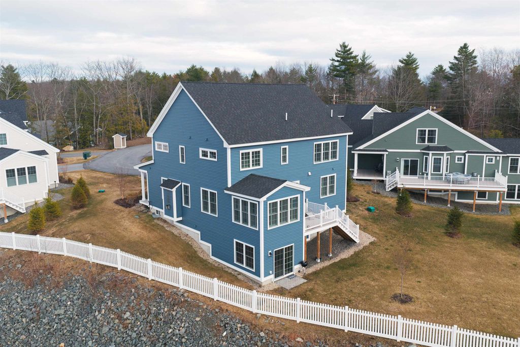 Photo of 12 Summit Circle, Newmarket, NH 03857 (MLS # 5081909)