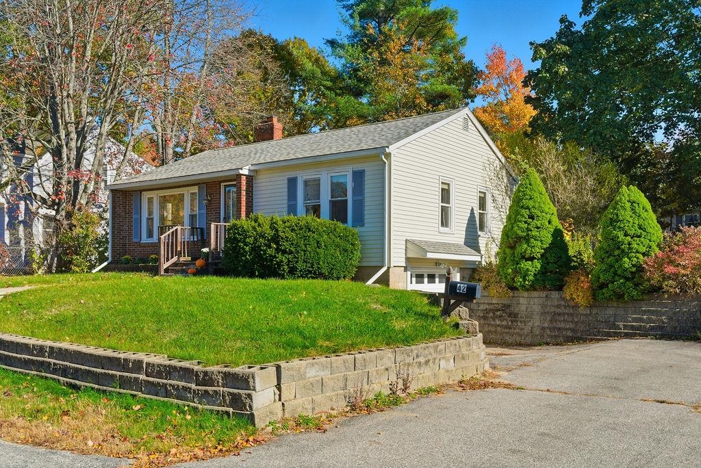 42 Richardson Street