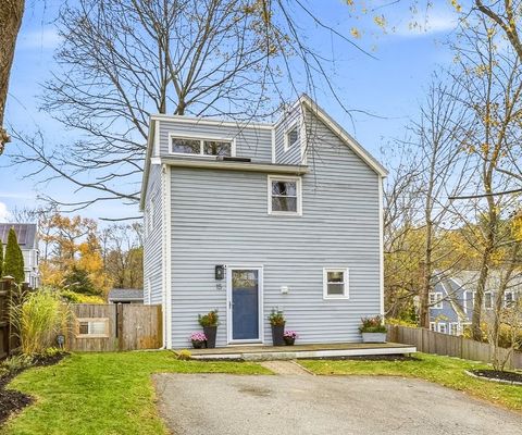 15 Woodworth Avenue Portsmouth NH 03801