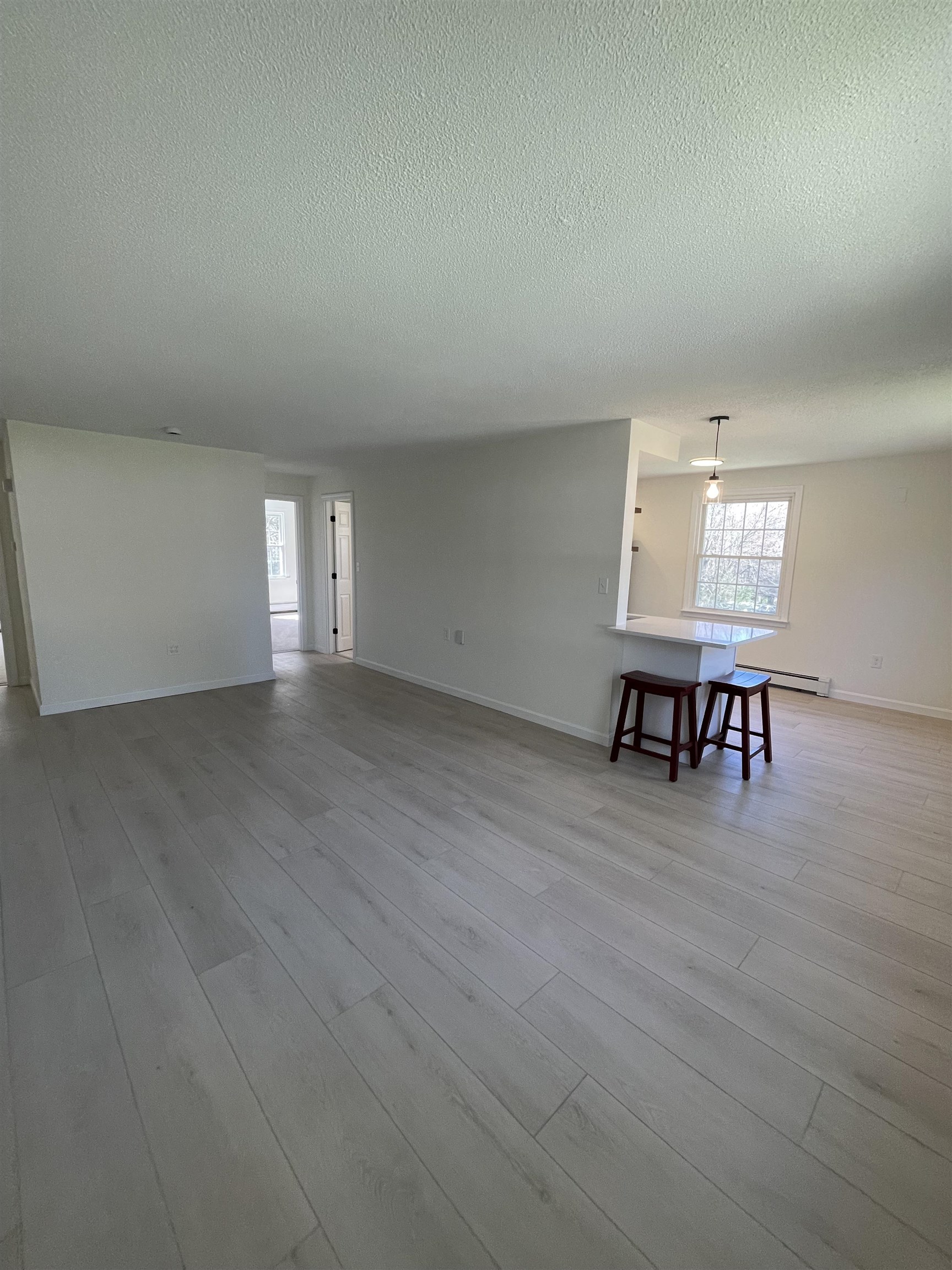 4 Colonial Road