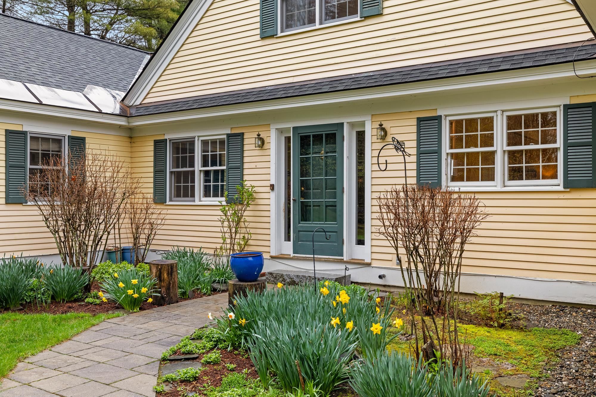 32 Old Farm Road