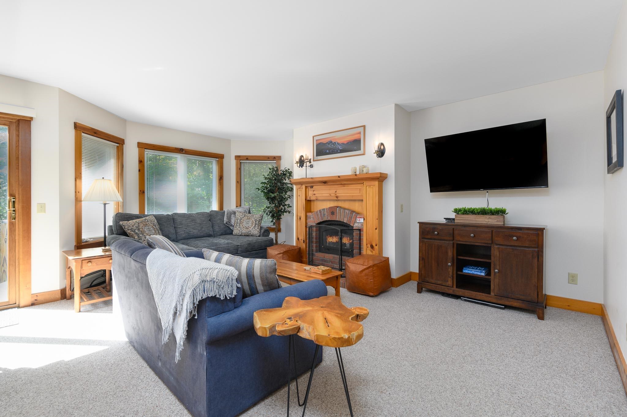 232 North Village Road V306