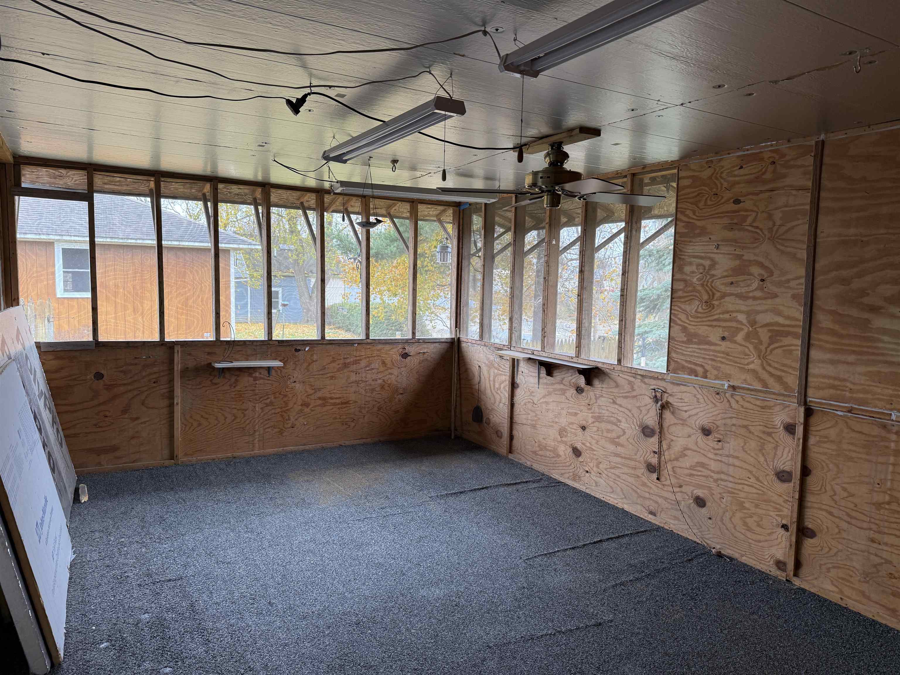 Winooski, Vermont 05404, United States, 3 Bedrooms Bedrooms, ,2 BathroomsBathrooms,Residential,Active,245292