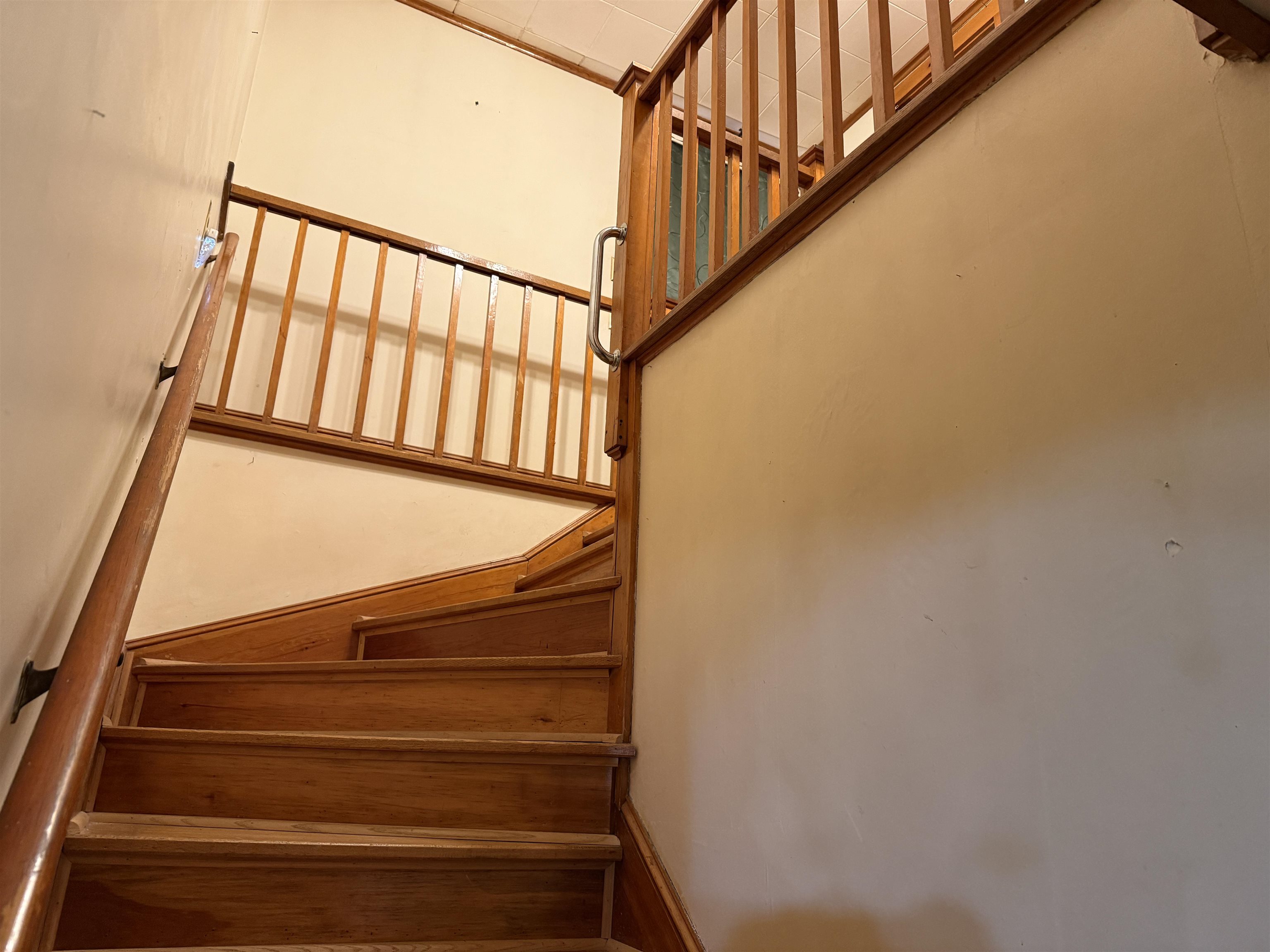 Winooski, Vermont 05404, United States, 3 Bedrooms Bedrooms, ,2 BathroomsBathrooms,Residential,Active,245292