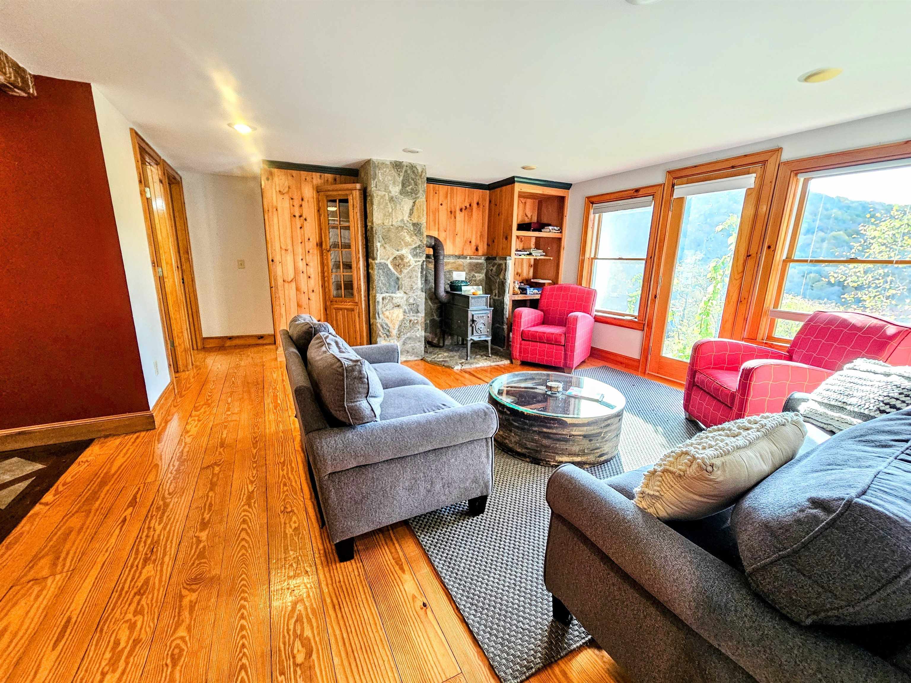 87 Grinka Farm Drive