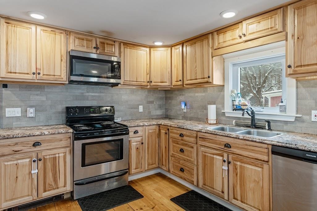 54 Vermont Route 100C