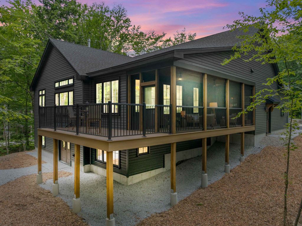 Photo of 44 Valley Road, Tuftonboro, NH 03816 (MLS # 5075417)