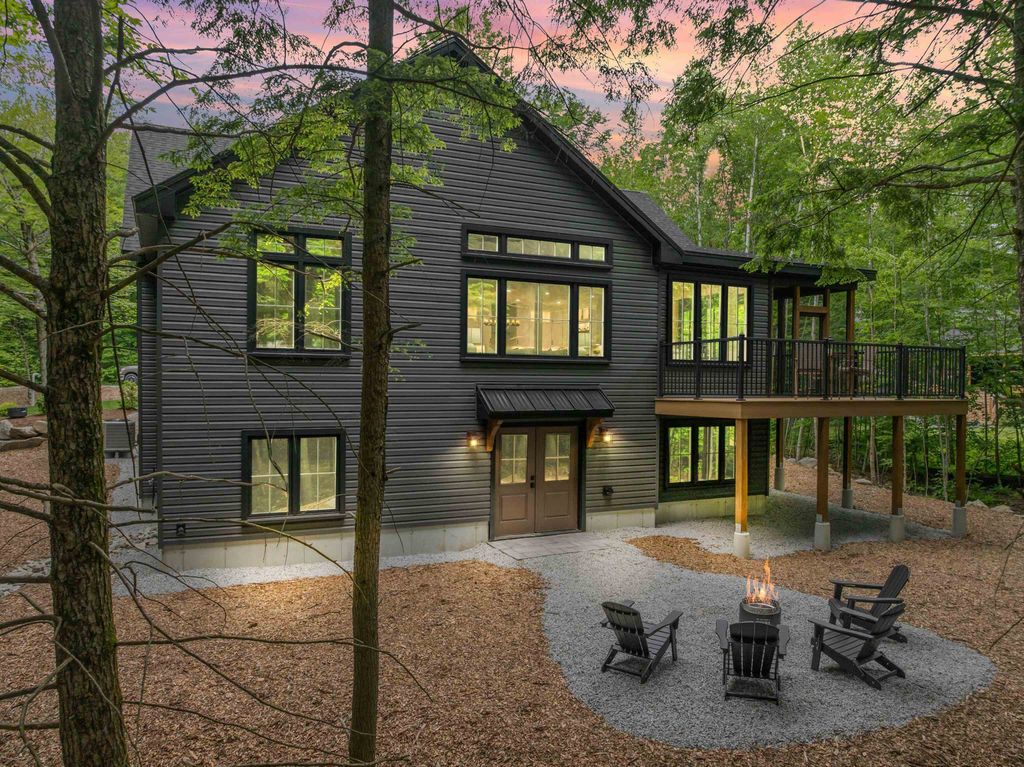 Photo of 44 Valley Road, Tuftonboro, NH 03816 (MLS # 5075417)