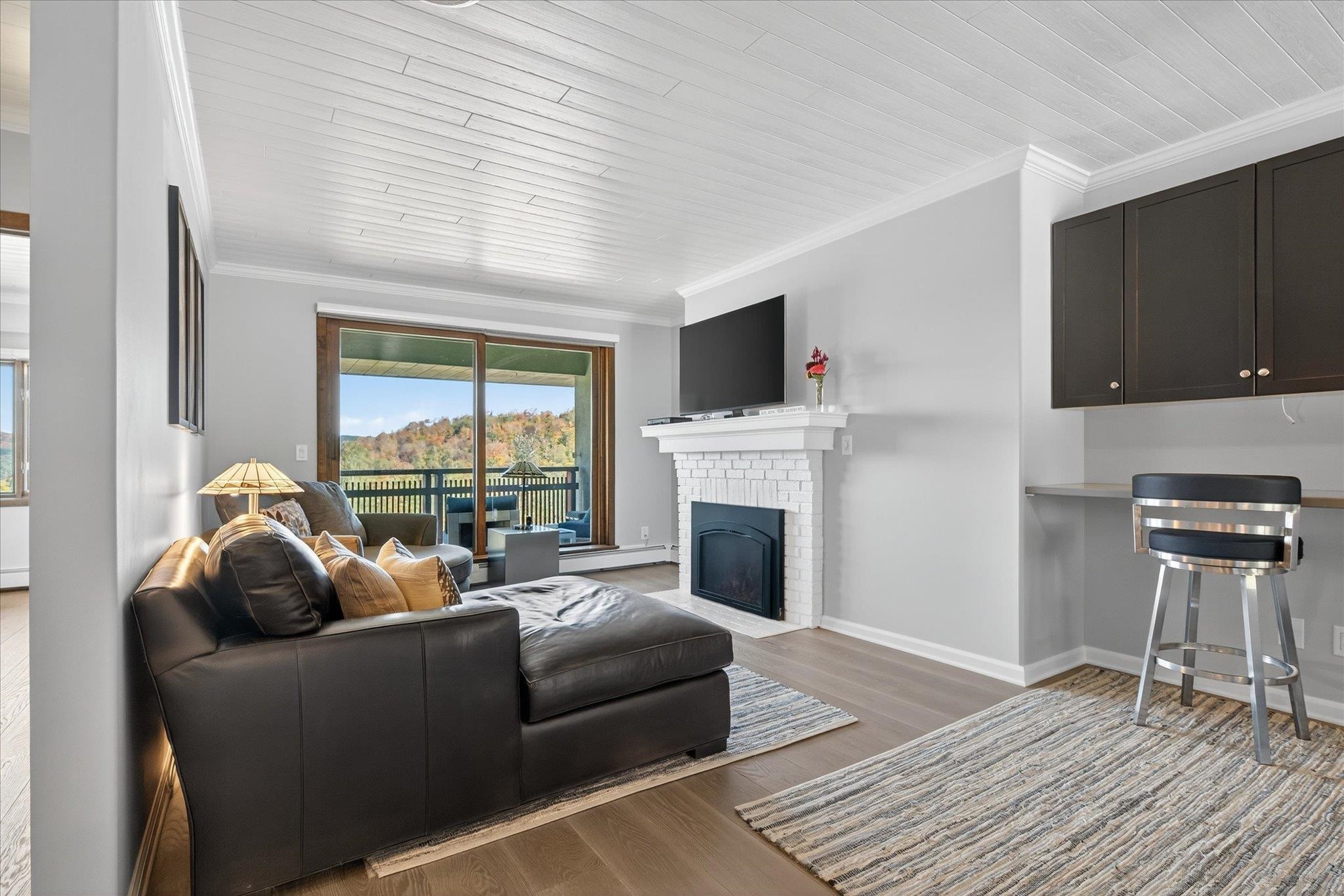 281 Sunrise Road Cambridge 403