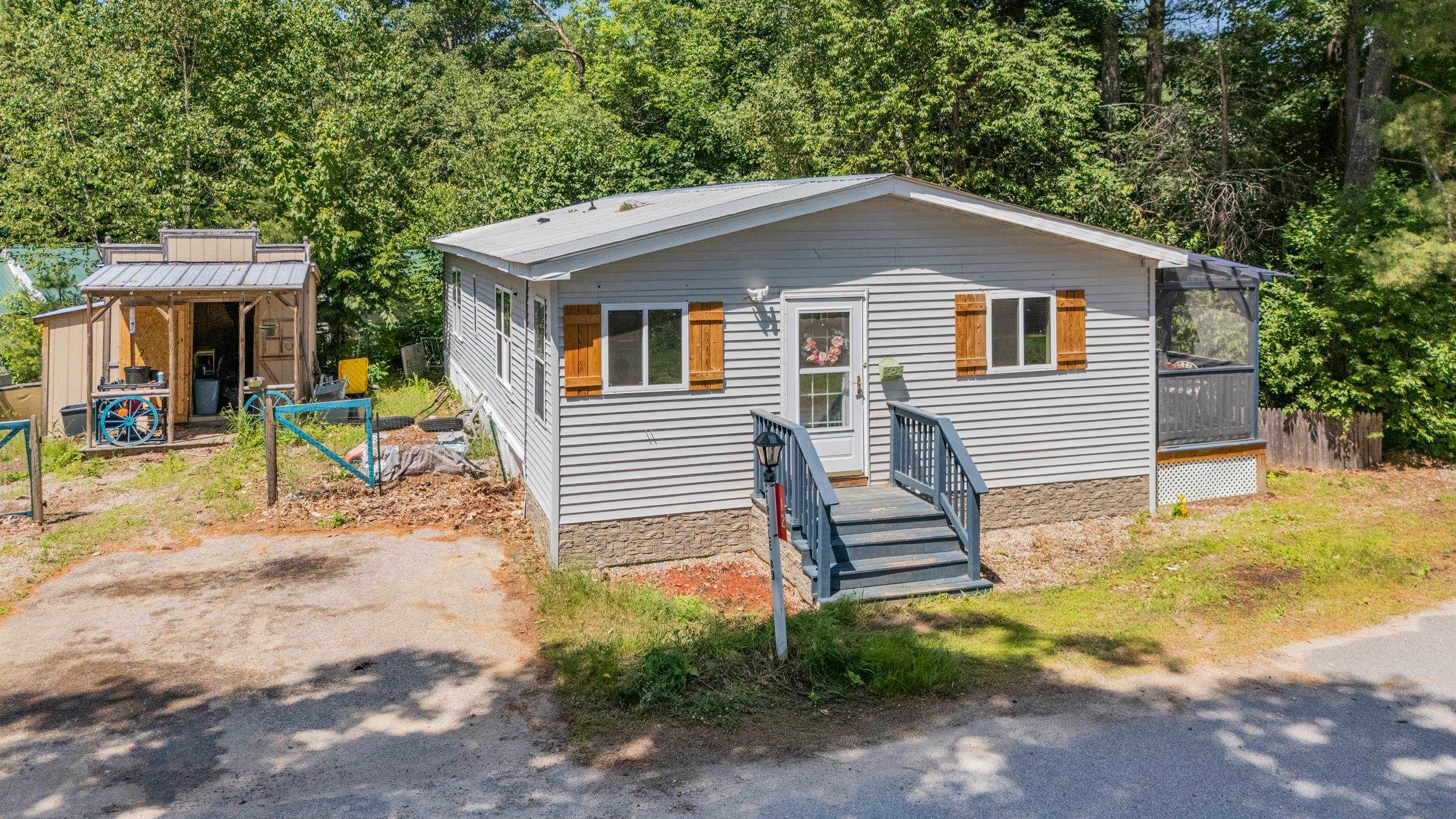 12 Circle Road