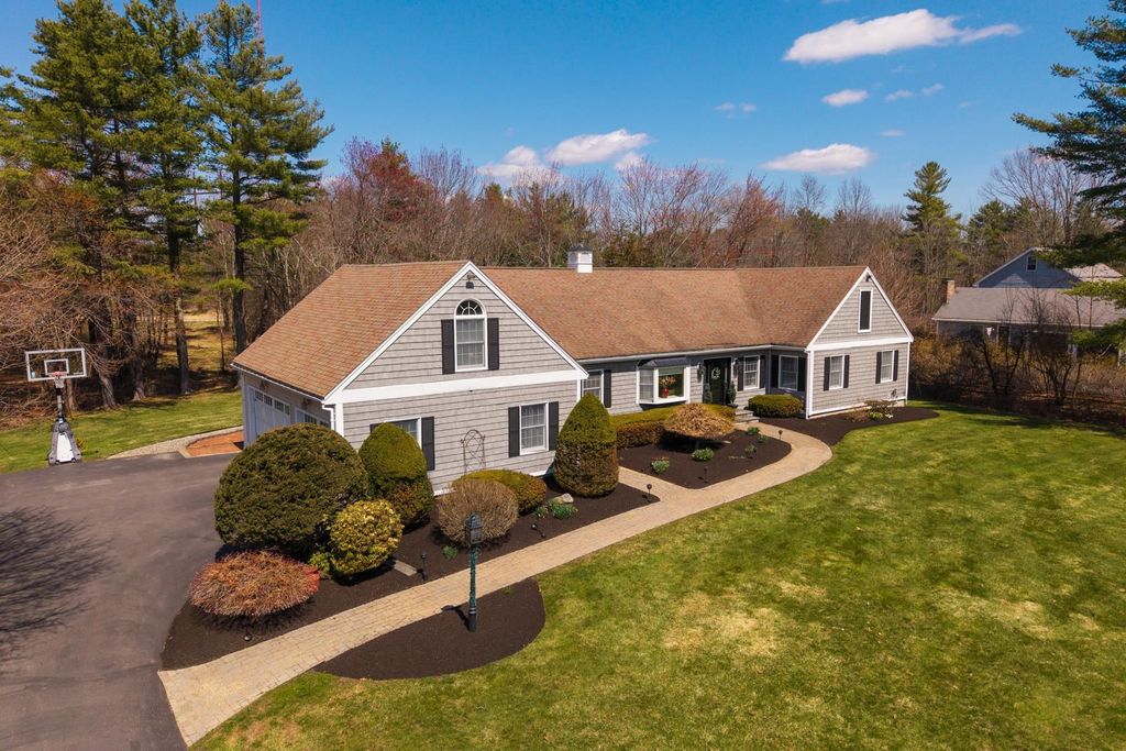 Photo of 6 Isaac Lucas Circle, Dover, NH 03820 (MLS # 5077527)