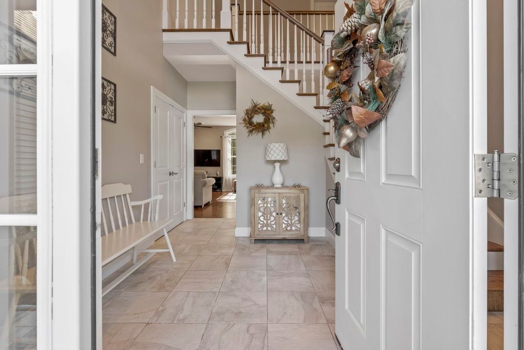 Photo of 1 Kinneret Drive, Kingston, NH 03848 (MLS # 5065901)