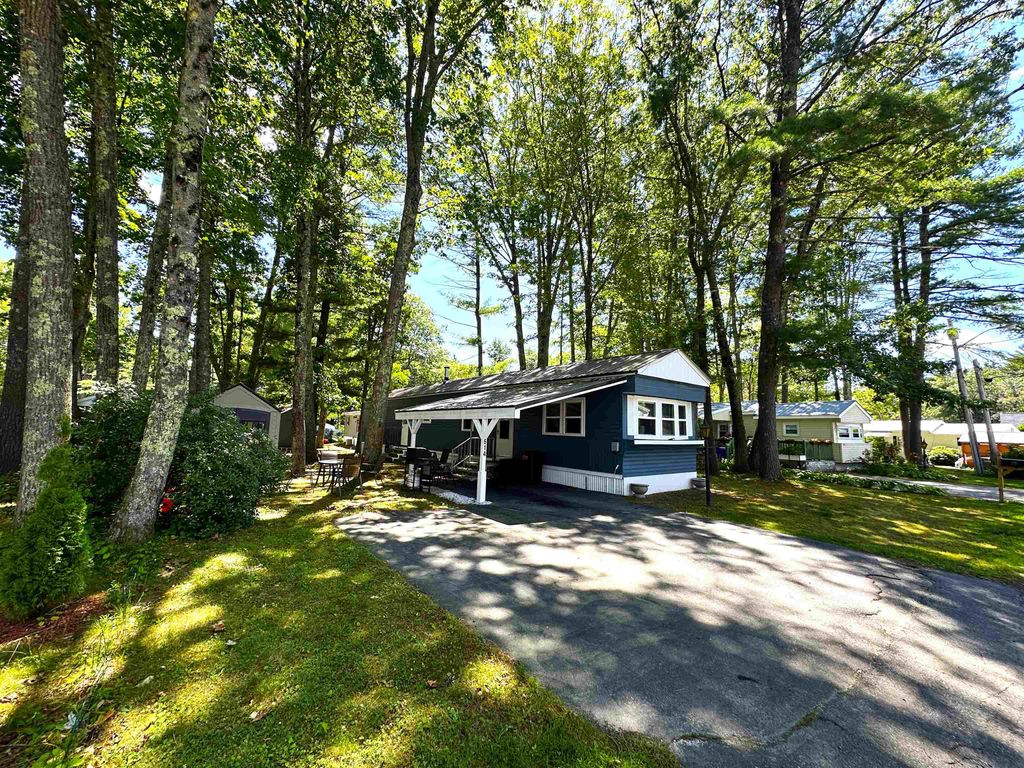 Photo of 614 Canterbury Drive, Exeter, NH 03833 (MLS # 5076782)