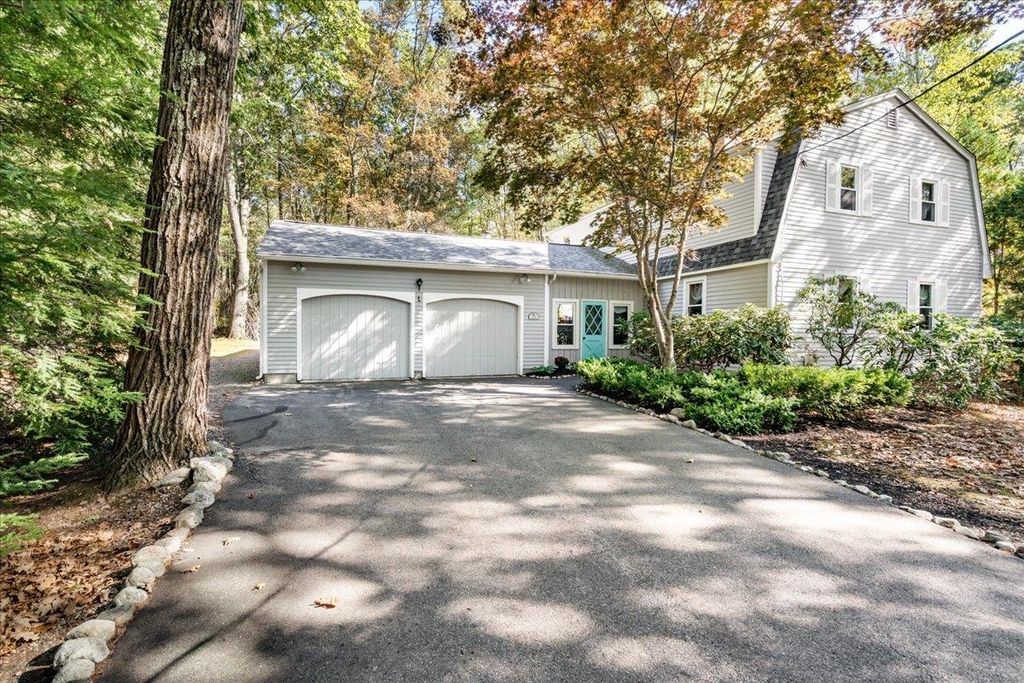 Photo of 116 Lille Road, Nashua, NH 03062 (MLS # 5065507)