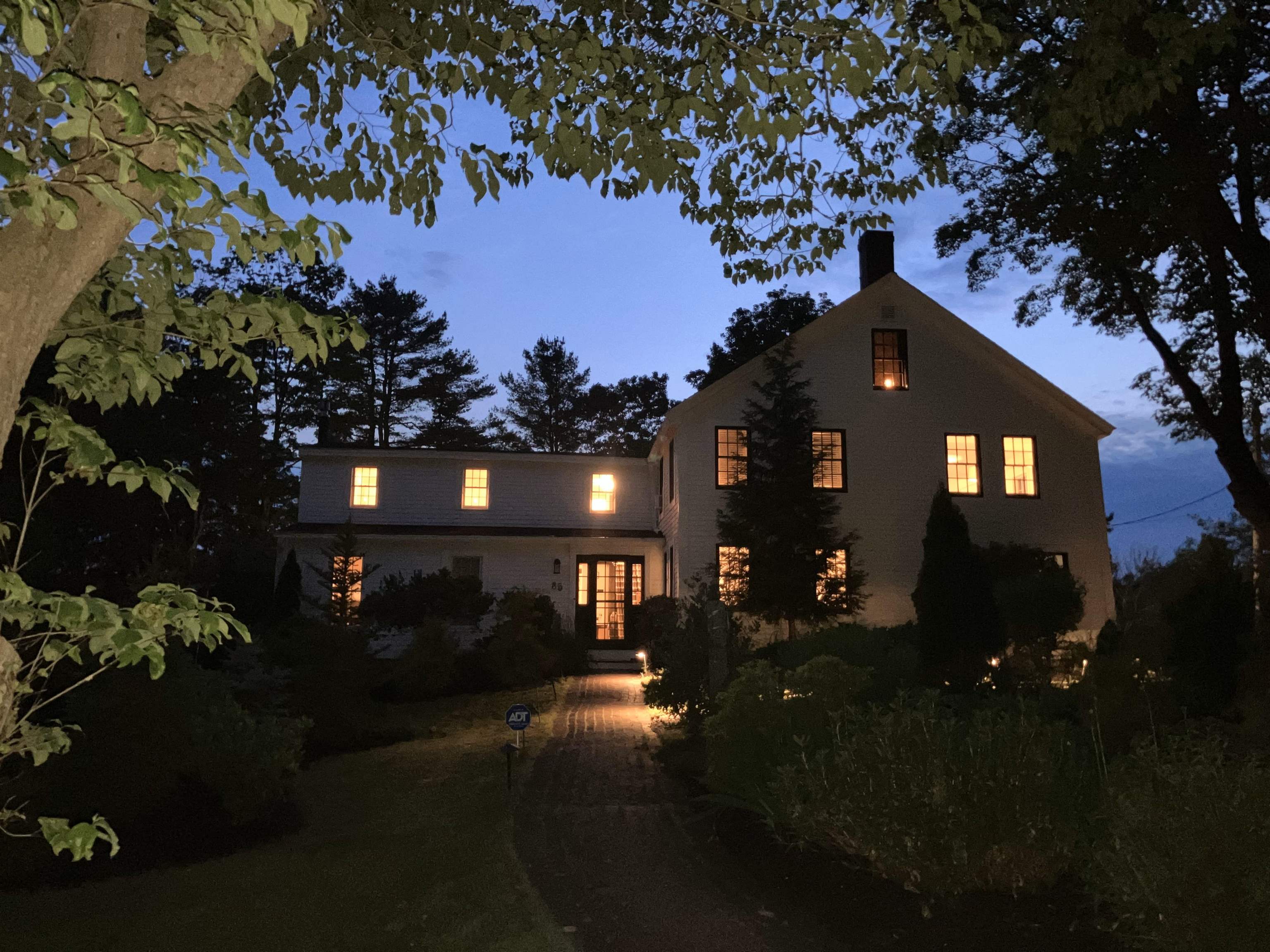 85 College Road