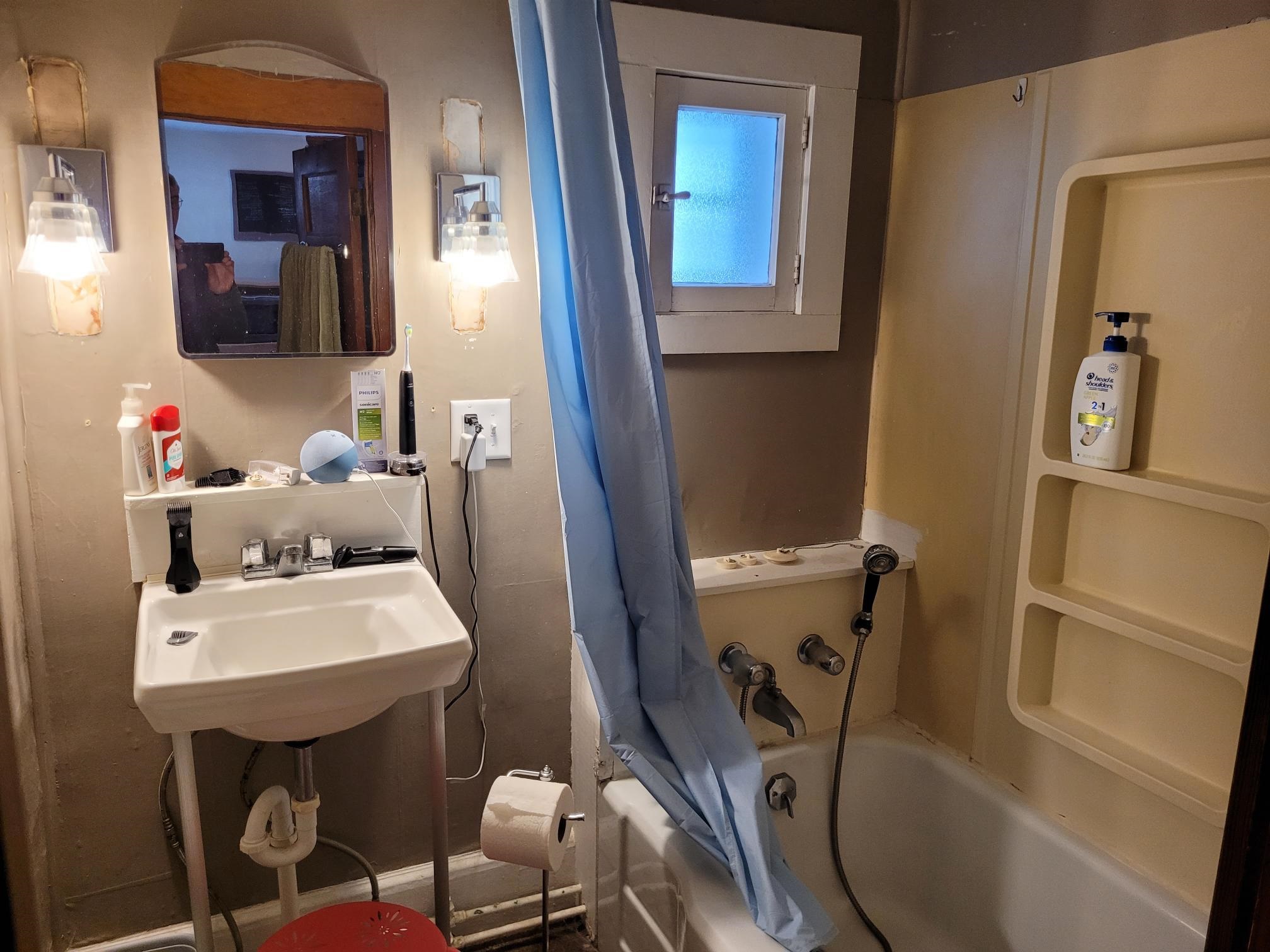 St. Albans City, Vermont 05478, United States, ,Residential,Pending,97612