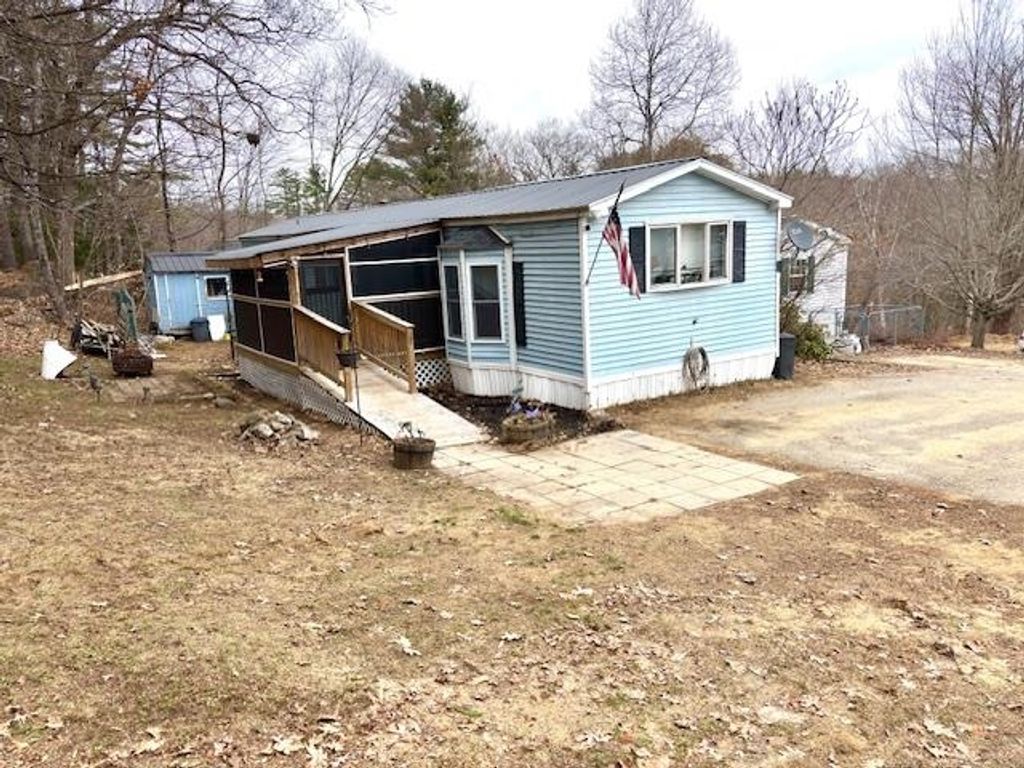 Photo of 3 Trail Street, Franklin, NH 03235 (MLS # 5082338)
