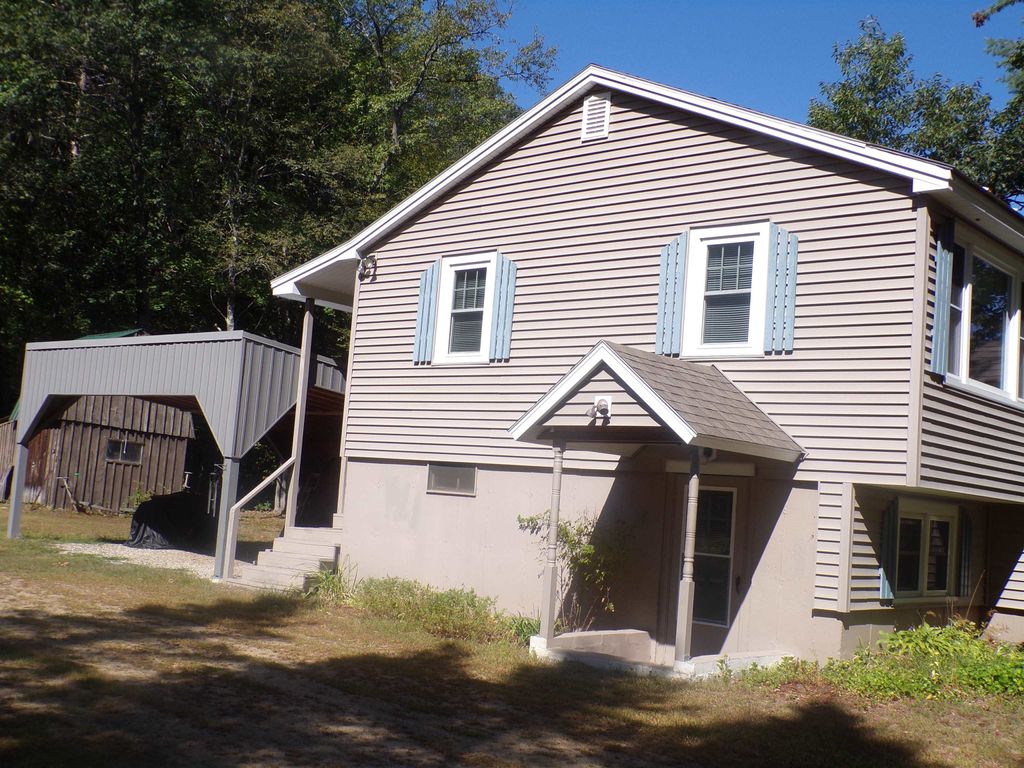 Photo of 122 New Chester Road, Hill, NH 03243 (MLS # 5059723)
