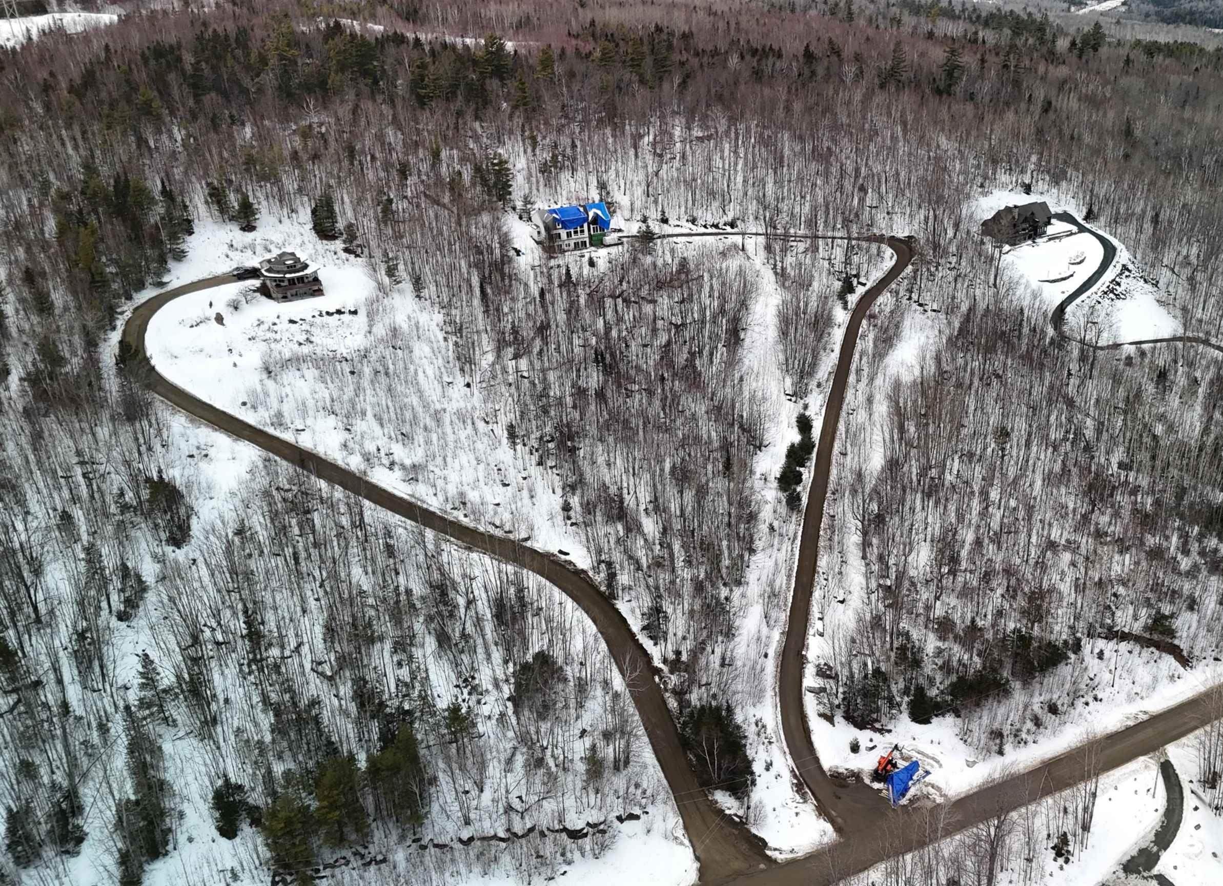 150 North Peak Drive