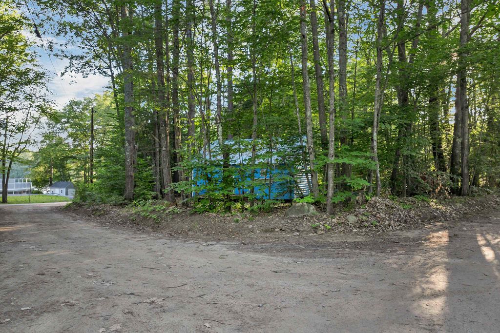 Photo of 19 Sherwood Forest Drive, Canterbury, NH 03224 (MLS # 5050067)
