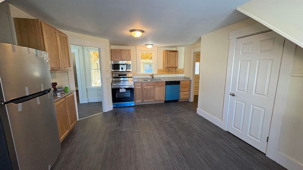 Photo of 61 Chestnut Street, Rochester, NH 03867 (MLS # 5079900)