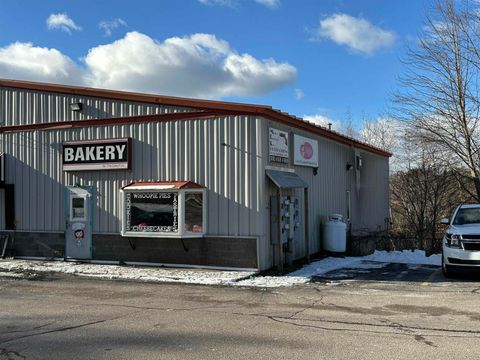 114 Londonderry Turnpike 5 Hooksett NH 03106