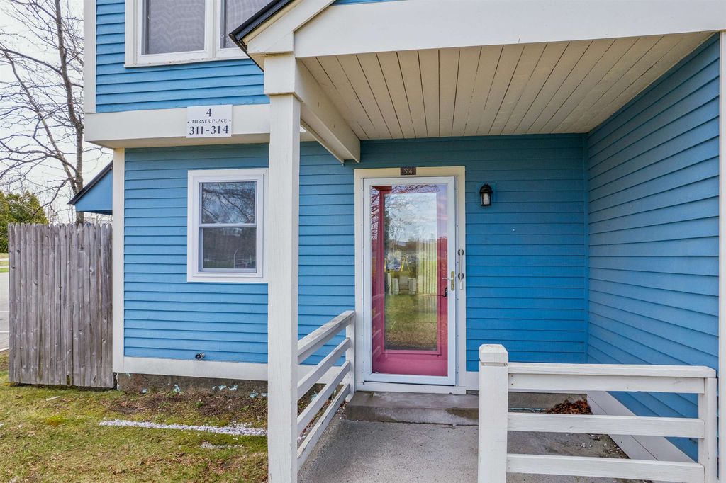 Photo of 4 Turner Place #314, Enfield, NH 03748 (MLS # 5085128)