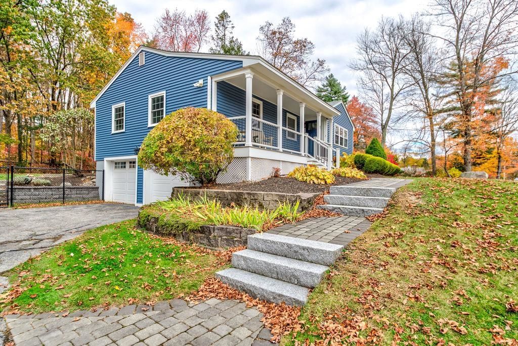 Photo of 11 Sleepy Hollow Road, Atkinson, NH 03811 (MLS # 5067420)