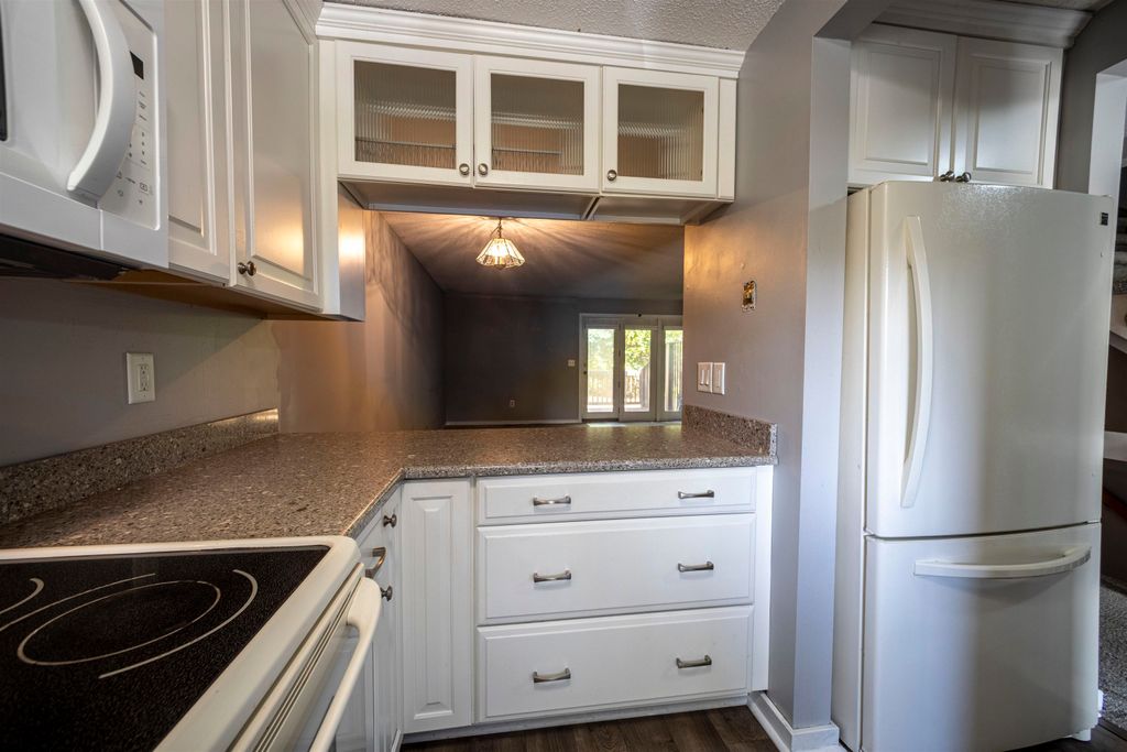 Photo of 50 Thornhill Road, Stratham, NH 03885 (MLS # 5064012)