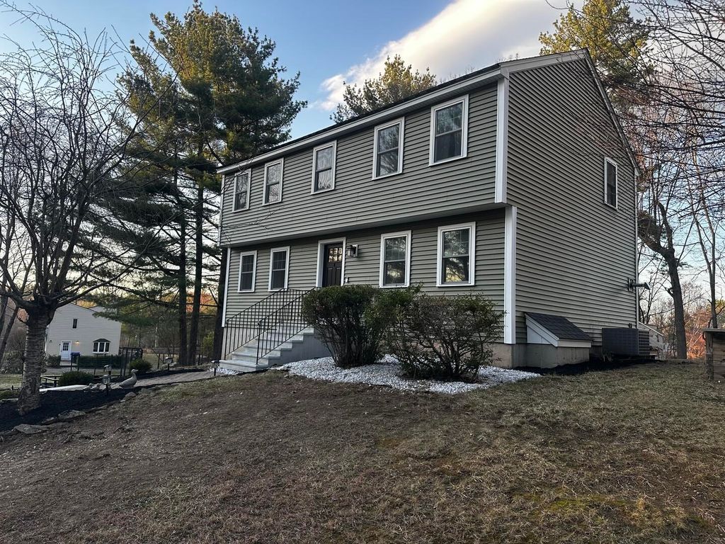 Photo of 1 Jessica Lane, Hudson, NH 03051 (MLS # 5083390)