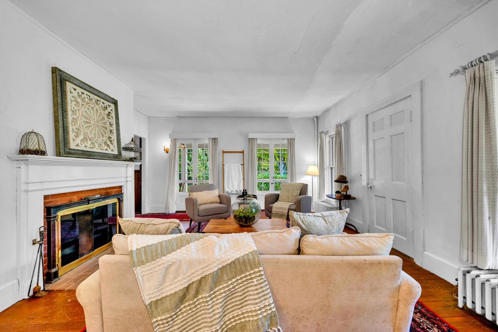 Photo of 43 Parsons Lane, Jaffrey, NH 03452 (MLS # 5080734)