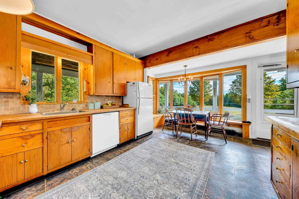 Photo of 43 Parsons Lane, Jaffrey, NH 03452 (MLS # 5080734)