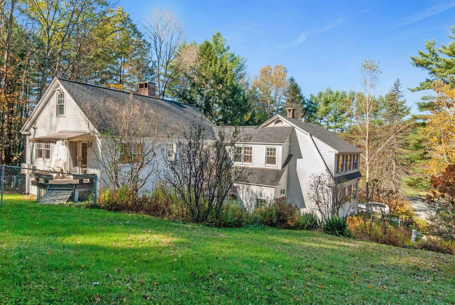 598 East Woodstock Road