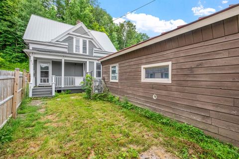 376 Portland Street St. Johnsbury VT 05819