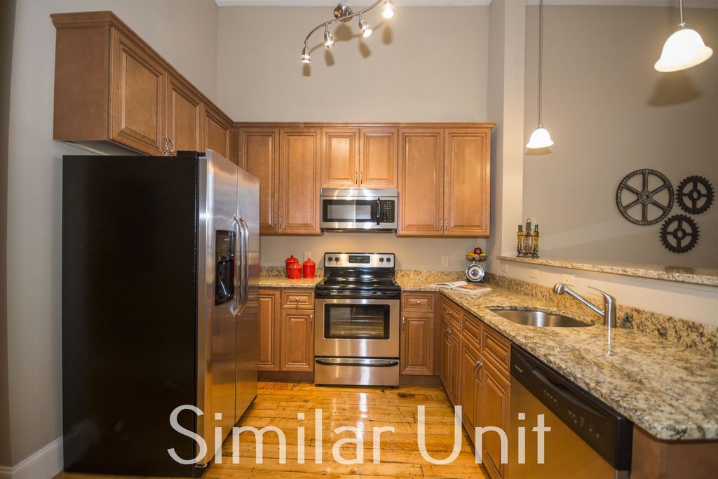 Photo of 70 Foundry Street #A-316, Manchester, NH 03102 (MLS # 5056472)