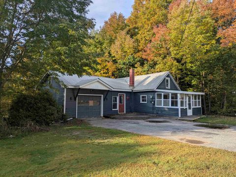 Photo of 13 Hillside Avenue, Northumberland, NH 03582 (MLS # 5062267)